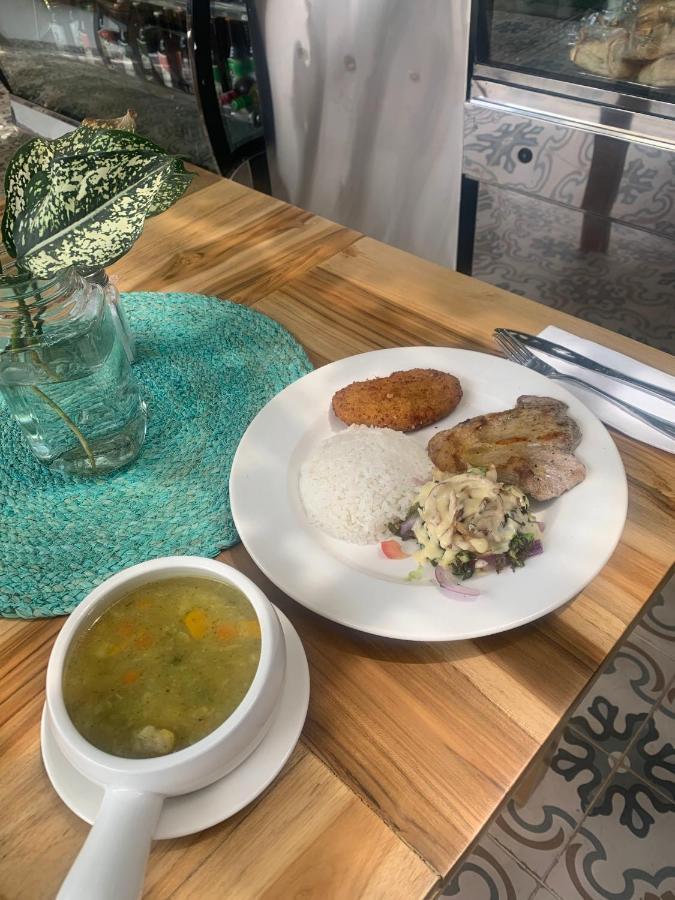 Hotel Casa Las Palmas Medellín Kültér fotó
